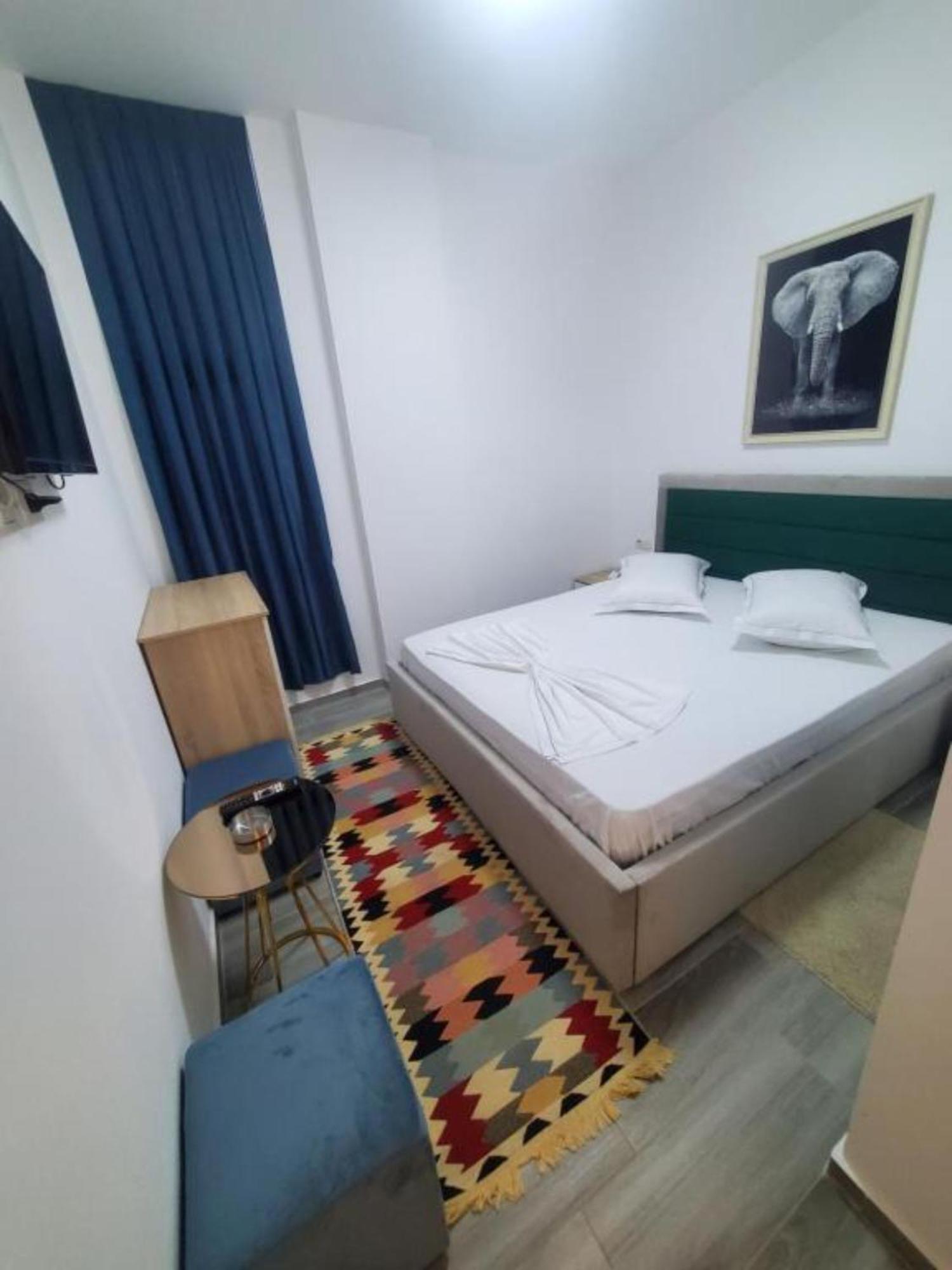 Bs Hotel Durrës 외부 사진